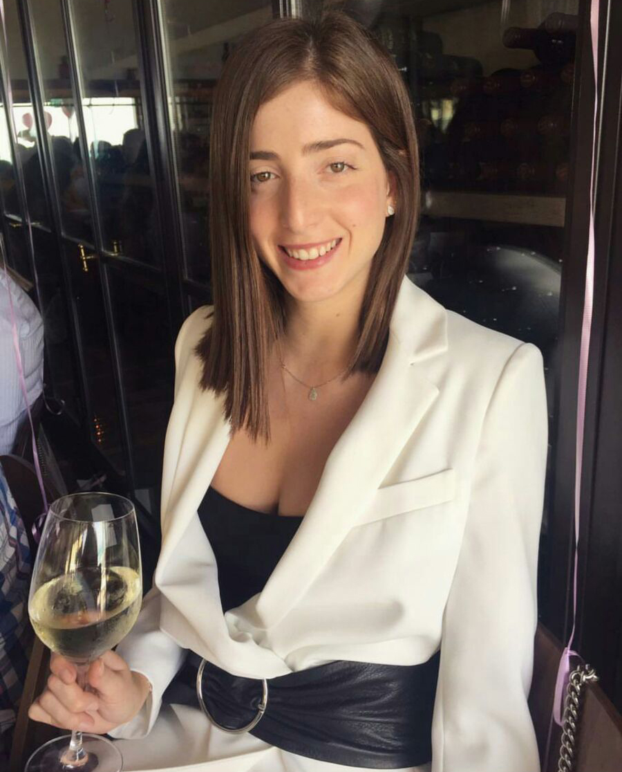 נראה שהיא גם מרוויחה מיליון דולר. אוריה כספי בת 25